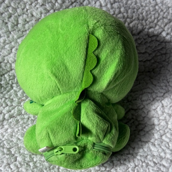 Gachapin plush toy. - Picture 6 of 11